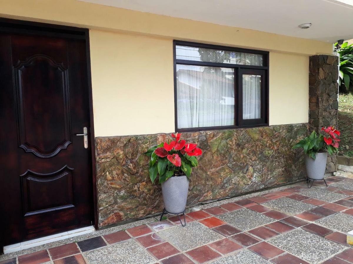 Hotel Poblado Campestre Медельин Экстерьер фото
